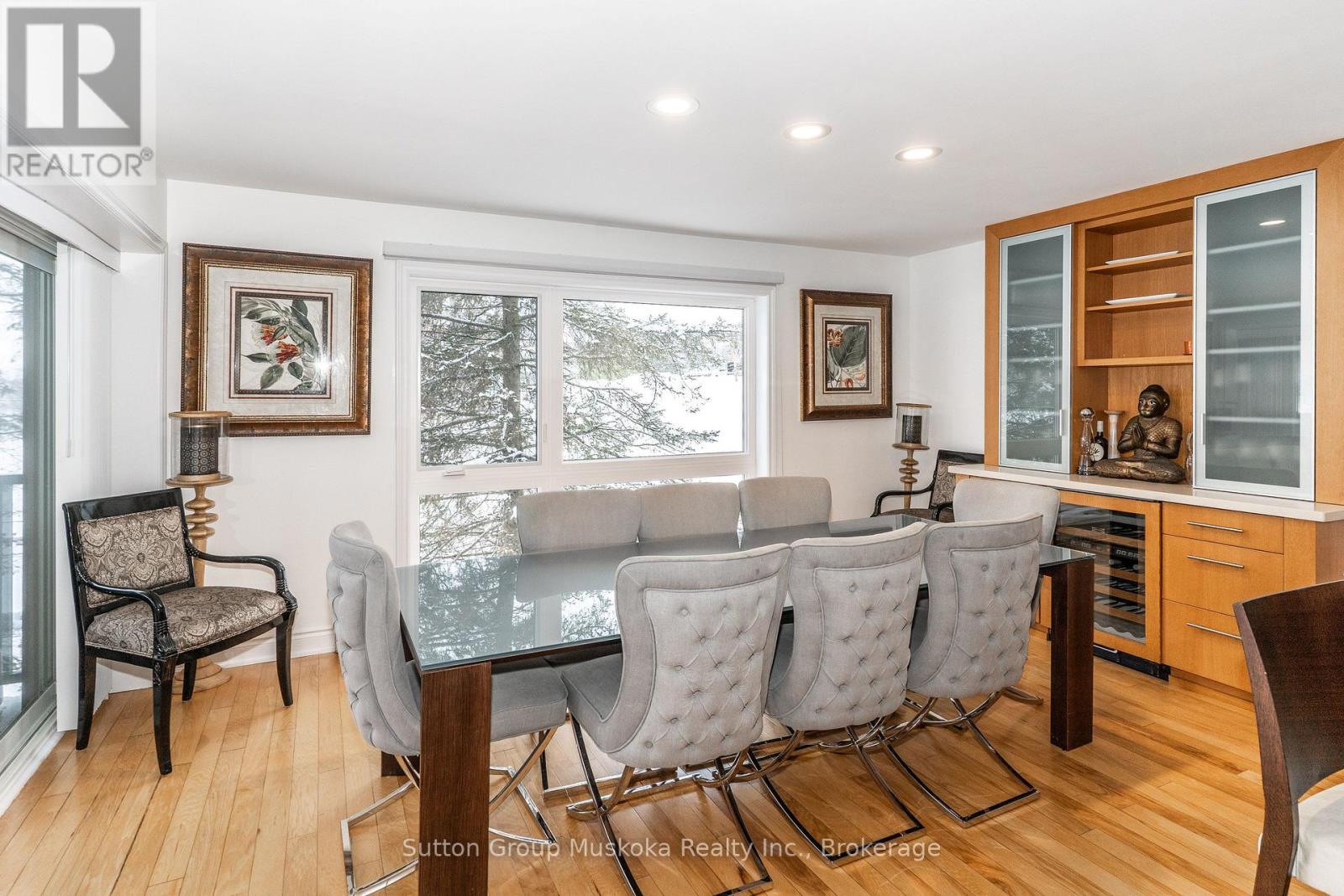 Building 6 - Unit 203 - 1235 Deerhurst Drive, Huntsville, Ontario  P1H 2E8 - Photo 12 - X12698602