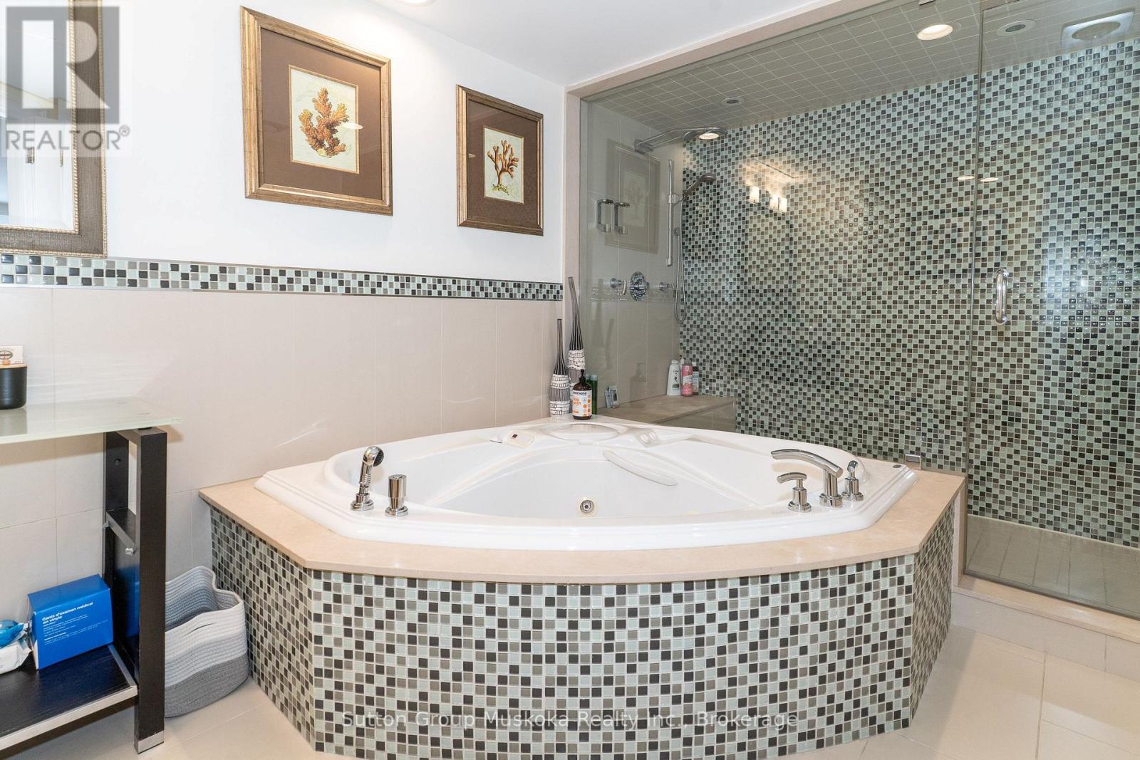 Building 6 - Unit 203 - 1235 Deerhurst Drive, Huntsville, Ontario  P1H 2E8 - Photo 28 - X12698602