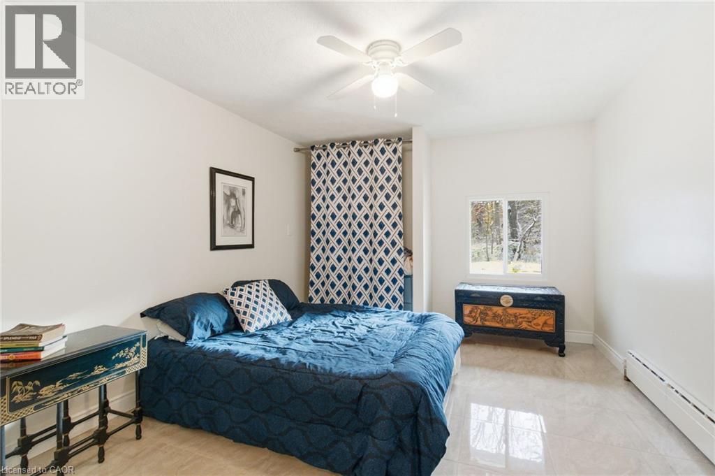 16 Freeland Court, Hamilton, Ontario  L8S 3R5 - Photo 13 - 40787879