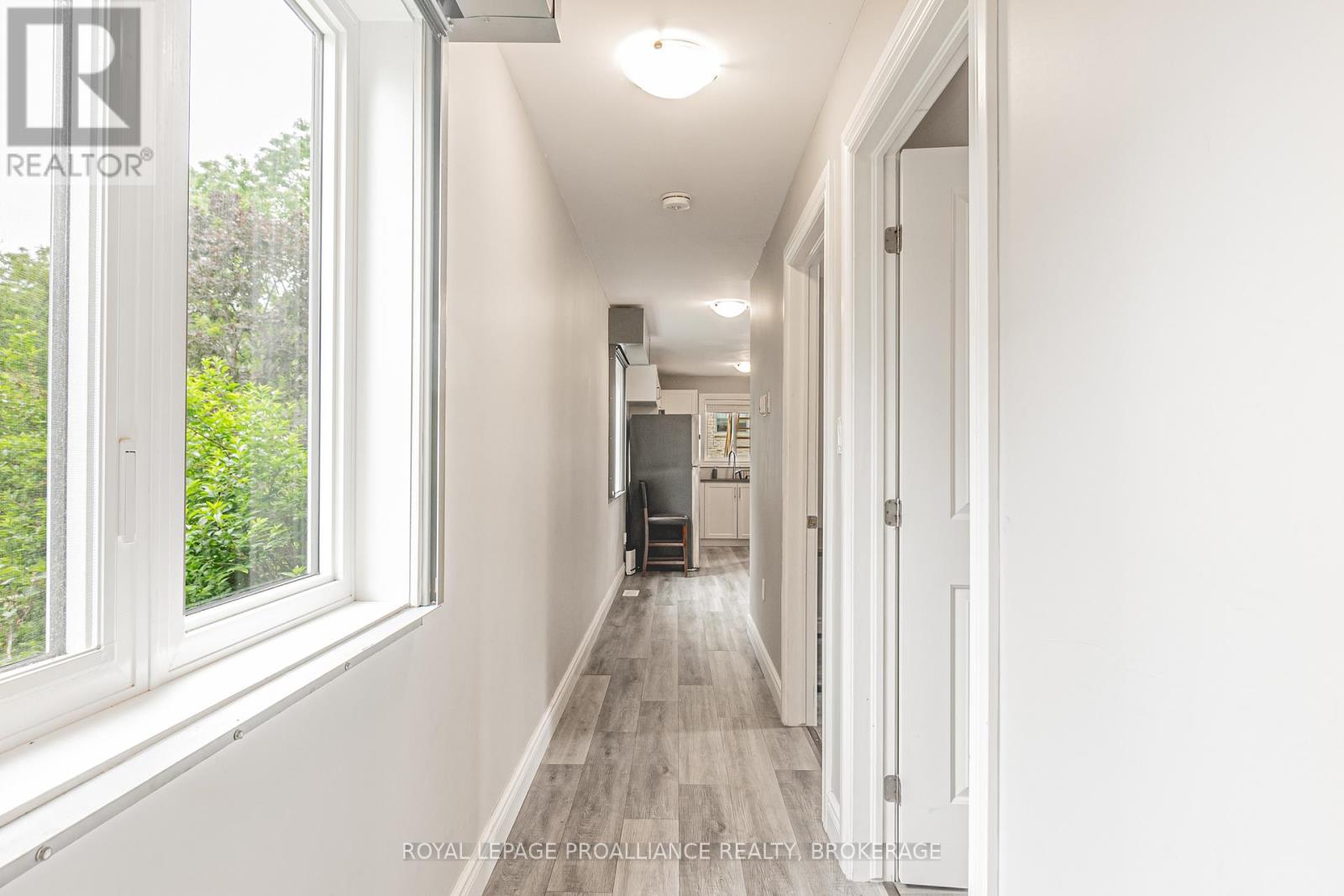 39 Ellerbeck Street, Kingston, Ontario  K7L 4H5 - Photo 5 - X12698568