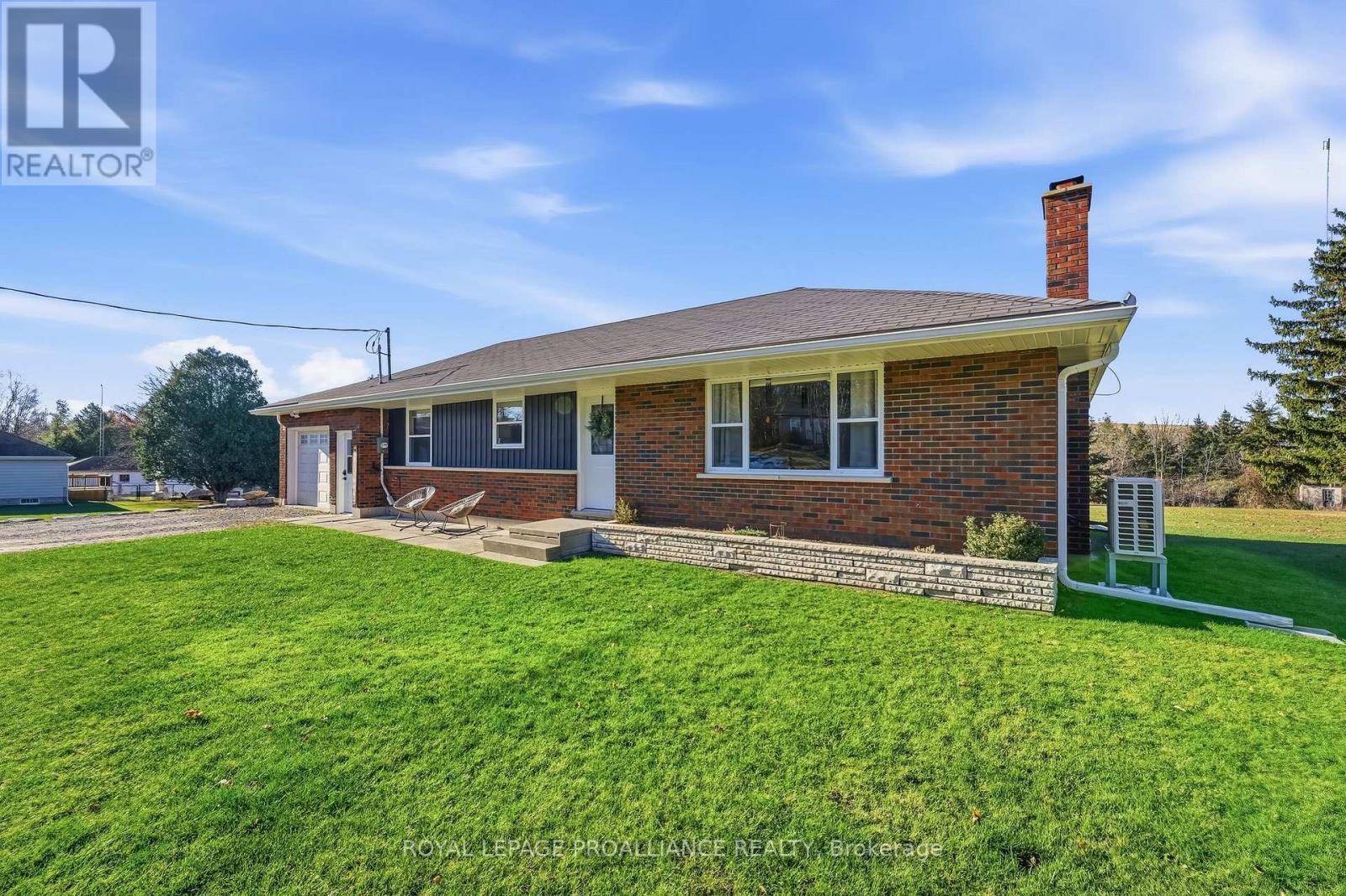 3810 Burnham Street N, Hamilton Township, Ontario  K9A 4J9 - Photo 3 - X12698580