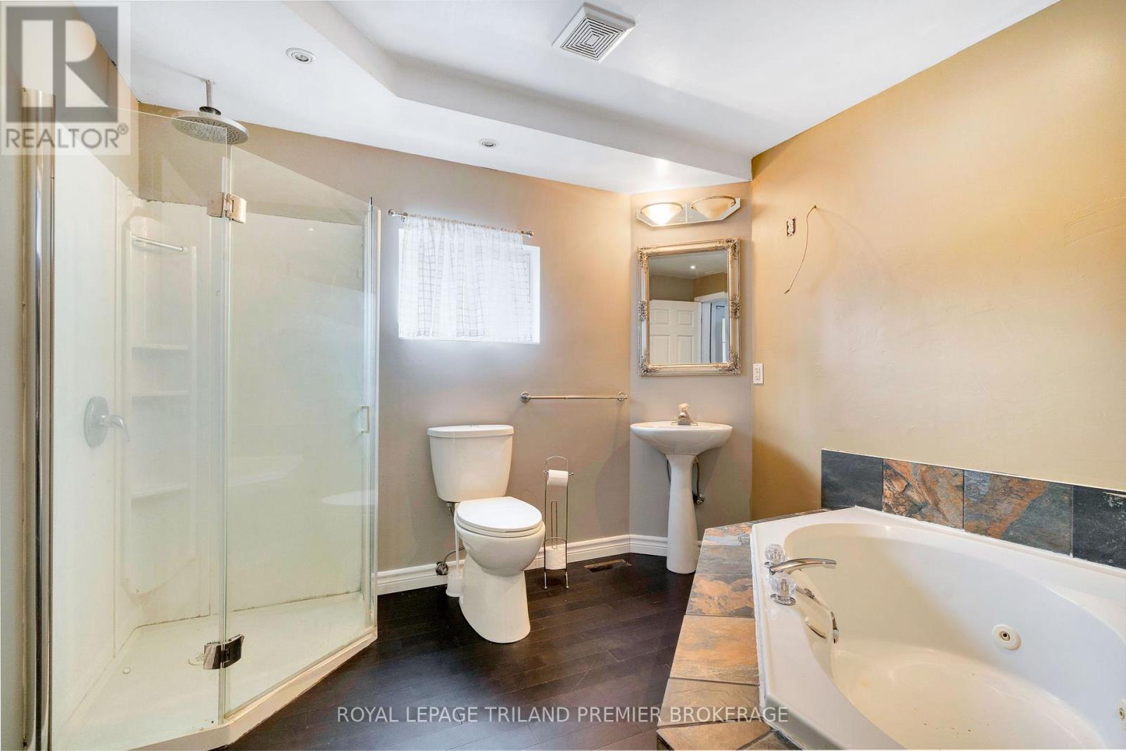 331 Thompson Road, London South, Ontario  N5Z 2Z4 - Photo 15 - X12698528