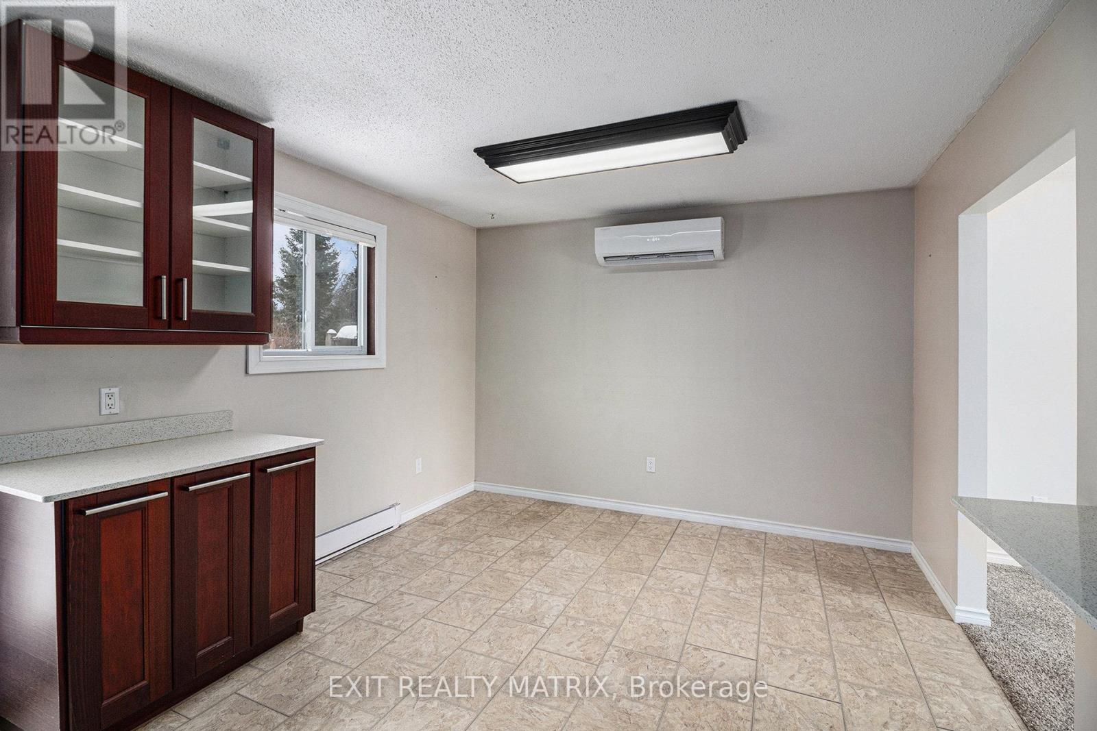 3333 White Spruce Street, Ottawa, Ontario  K0A 2W0 - Photo 10 - X12698544