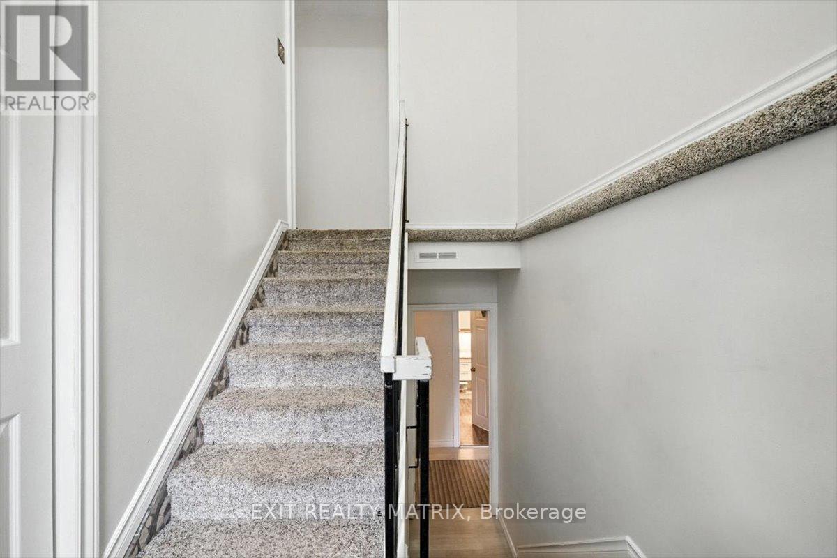 3333 White Spruce Street, Ottawa, Ontario  K0A 2W0 - Photo 3 - X12698544