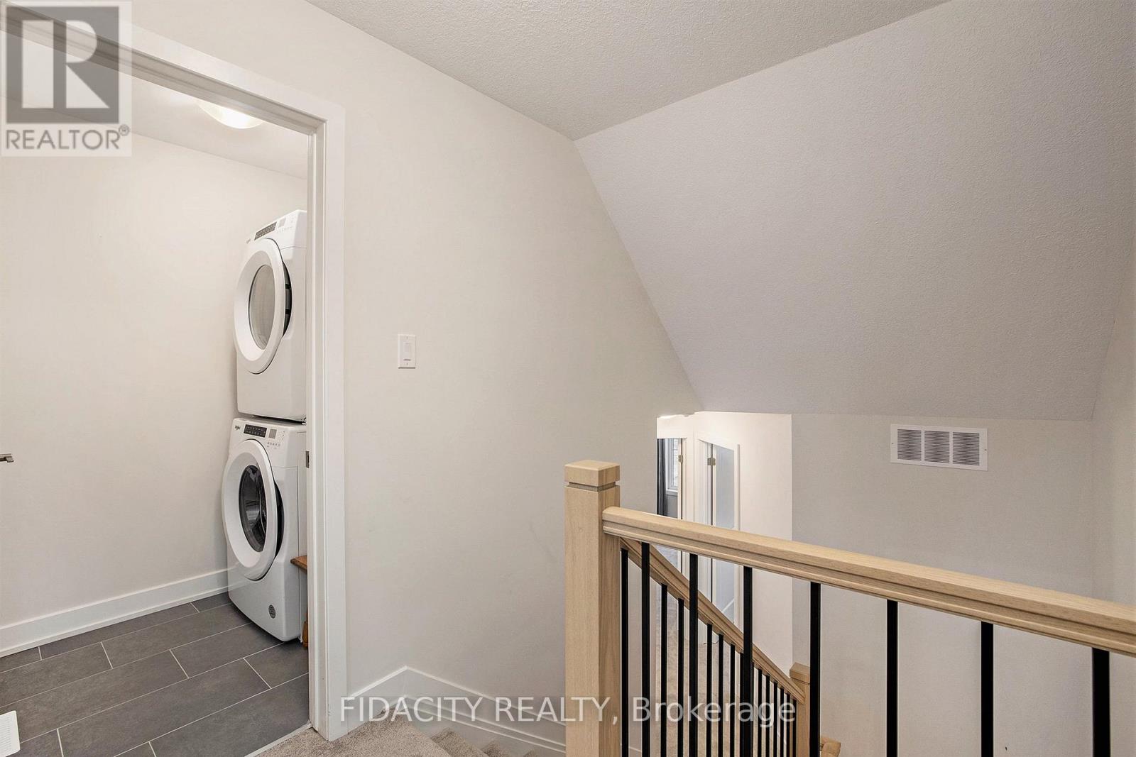 32 Whitcomb Crescent, Smiths Falls, Ontario  K7A 0A2 - Photo 15 - X12698578