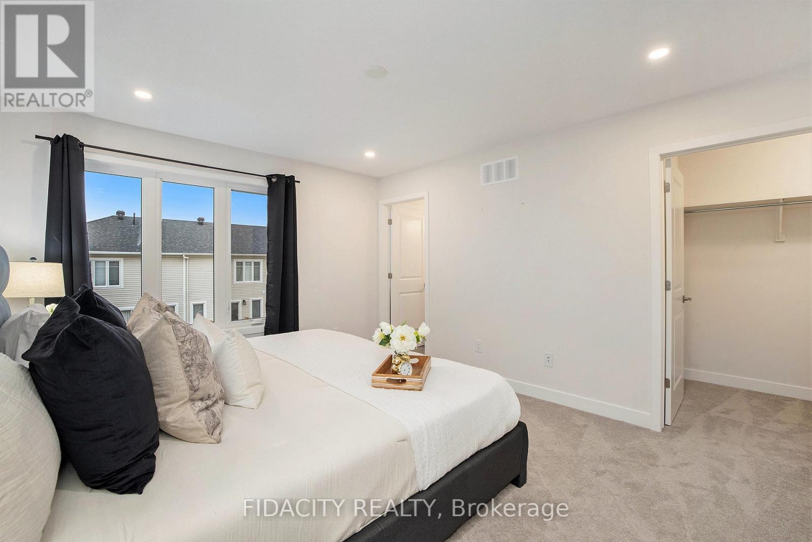 32 Whitcomb Crescent, Smiths Falls, Ontario  K7A 0A2 - Photo 18 - X12698578