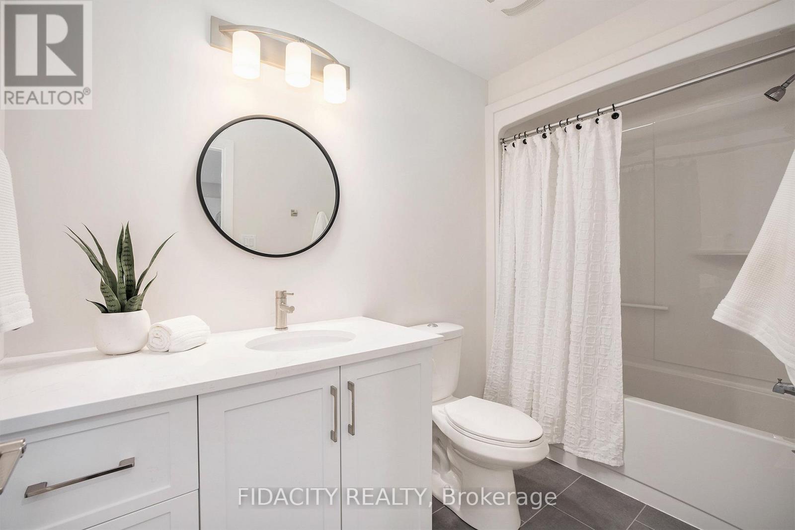 32 Whitcomb Crescent, Smiths Falls, Ontario  K7A 0A2 - Photo 21 - X12698578