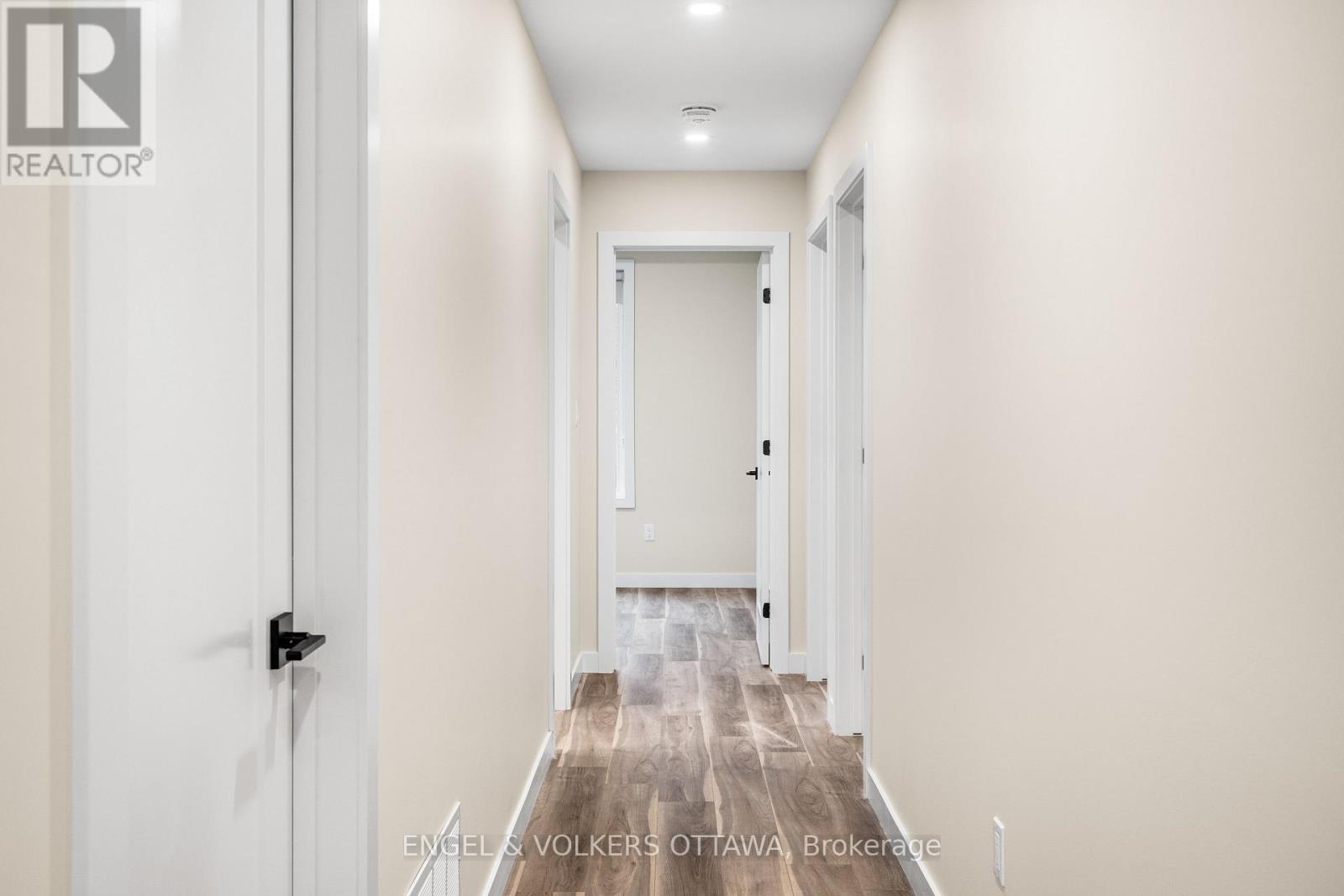 B - 193 Hopewell Avenue, Ottawa, Ontario  K1S 2Z4 - Photo 16 - X12698618