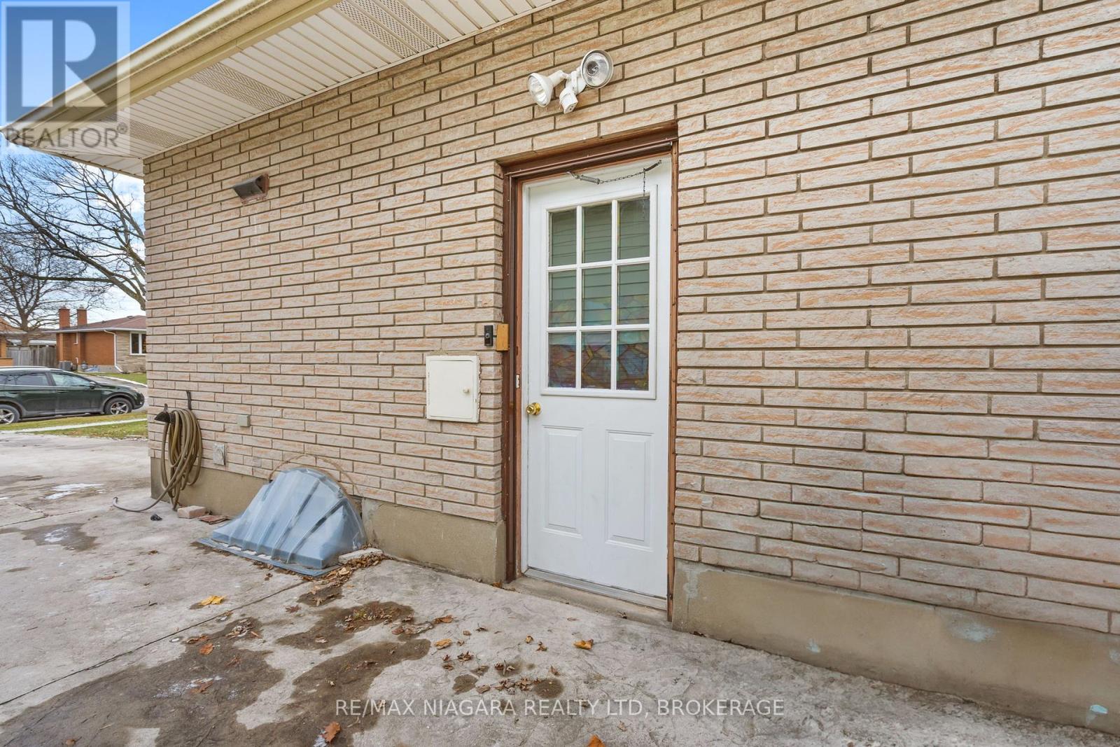 204 Hildred Street, Welland (Lincoln/crowland), Ontario  L3B 1N1 - Photo 24 - X12698550