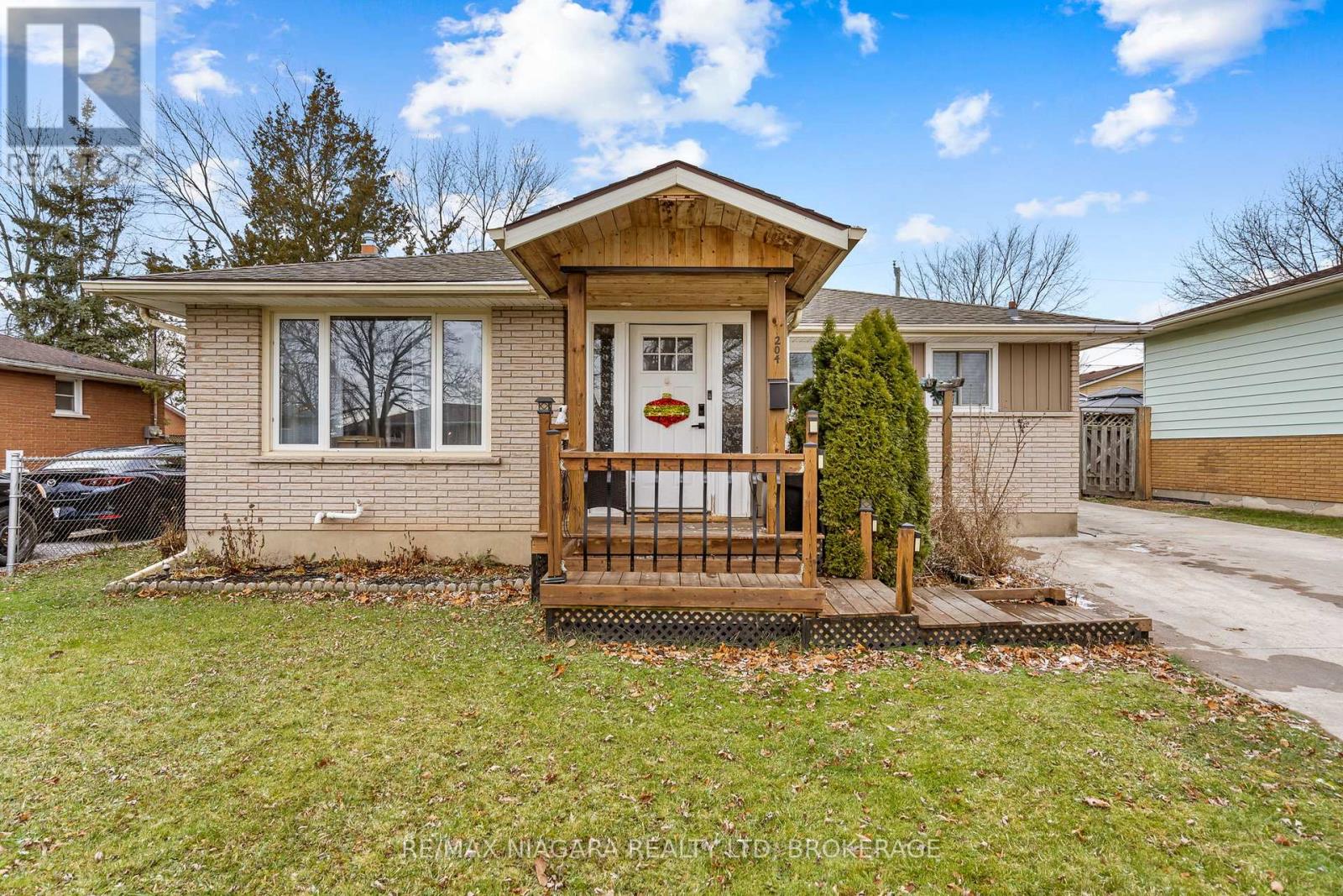 204 Hildred Street, Welland (Lincoln/crowland), Ontario  L3B 1N1 - Photo 31 - X12698550