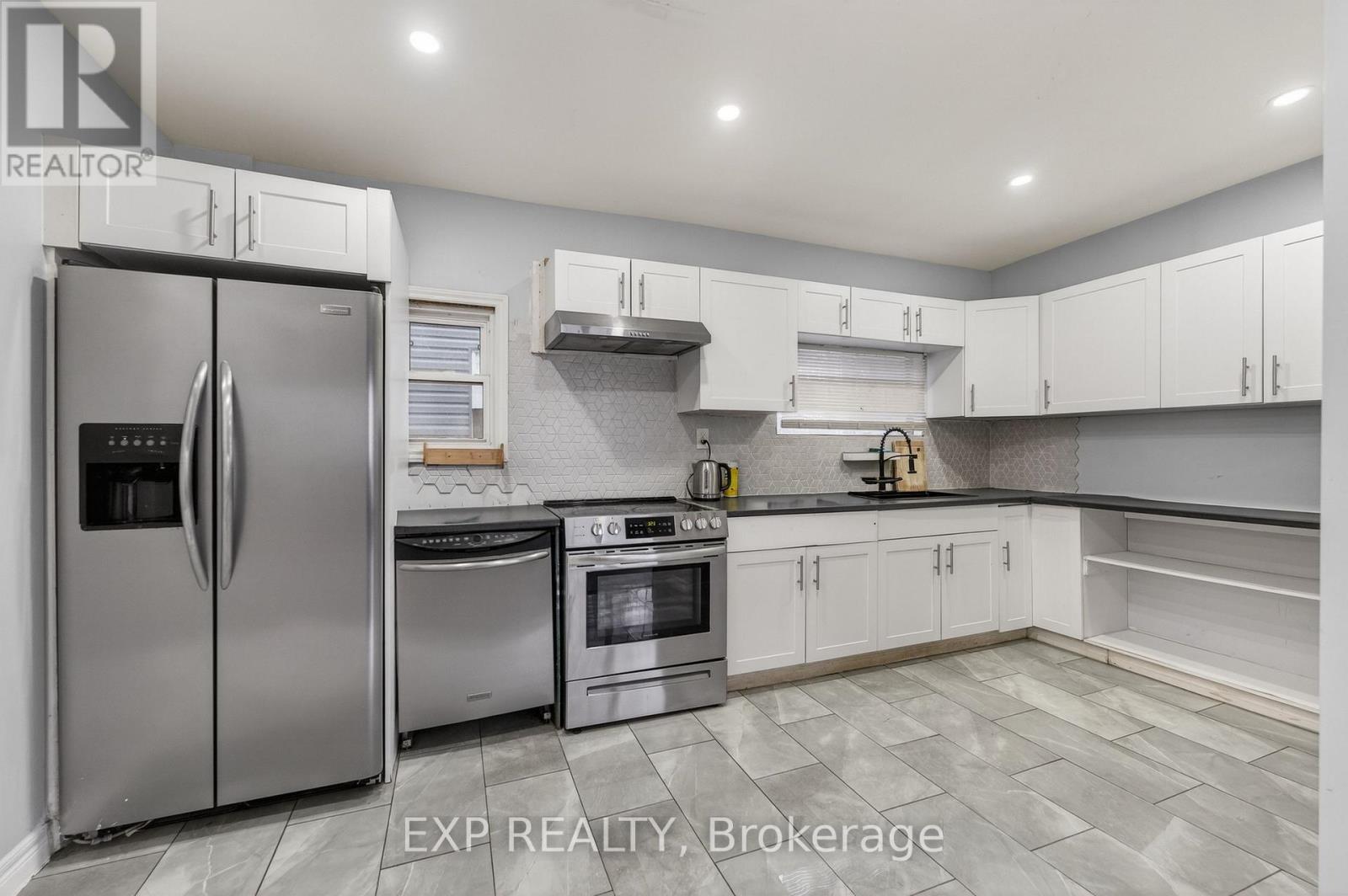 4576 Fourth Avenue, Niagara Falls, Ontario  L2E 4N6 - Photo 11 - X12698582