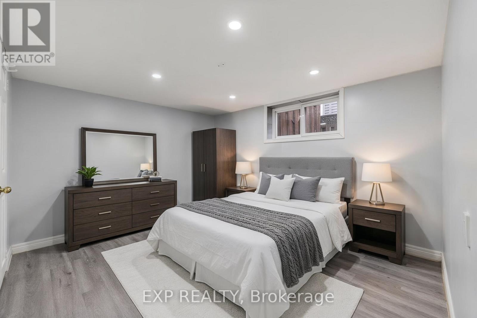 4576 Fourth Avenue, Niagara Falls, Ontario  L2E 4N6 - Photo 12 - X12698582