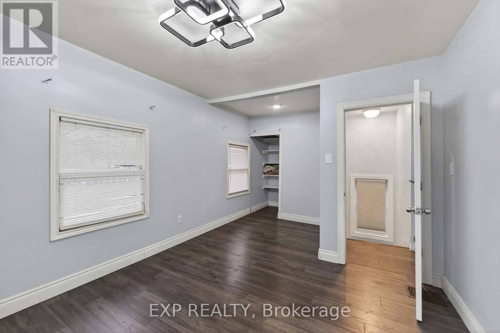 4576 Fourth Avenue, Niagara Falls, Ontario  L2E 4N6 - Photo 16 - X12698582