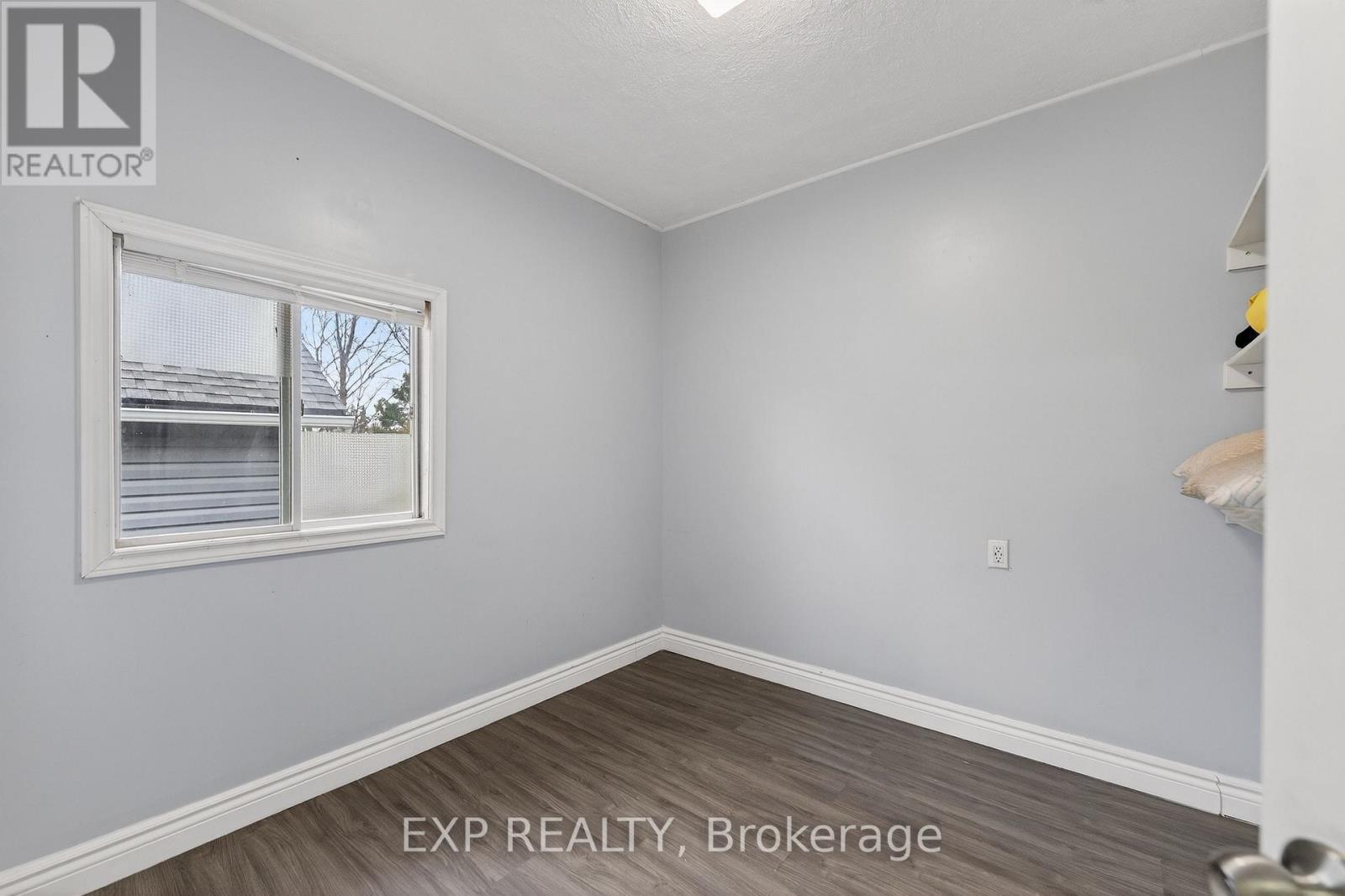 4576 Fourth Avenue, Niagara Falls, Ontario  L2E 4N6 - Photo 20 - X12698582