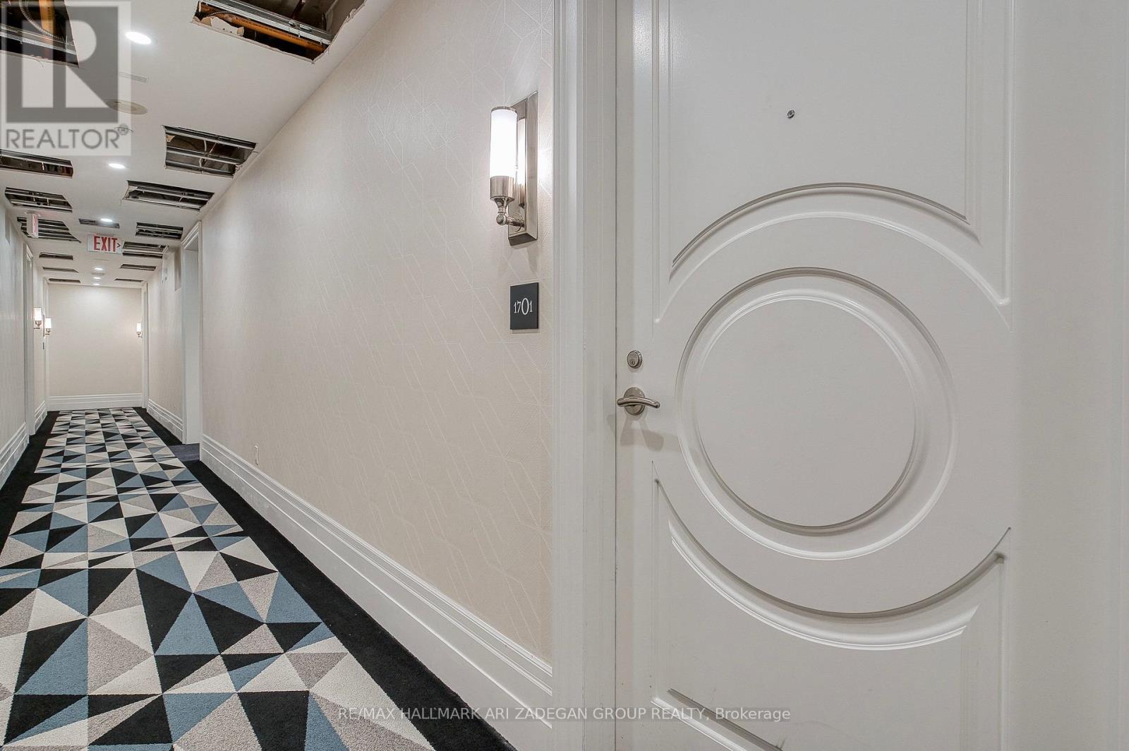 1701 - 88 Blue Jays Way, Toronto, Ontario  M5V 2G3 - Photo 20 - C12571100