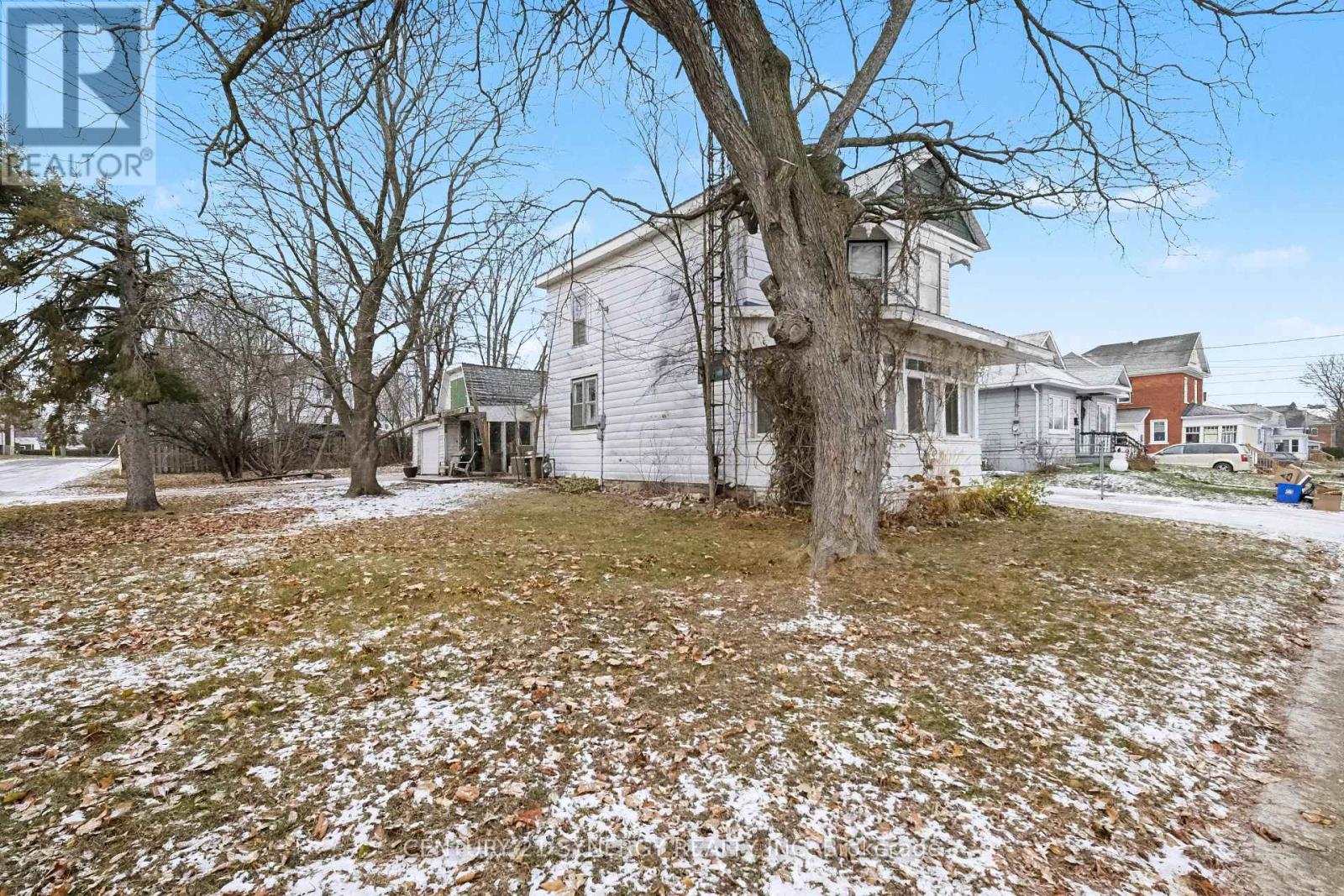 82 Abel Street, Smiths Falls, Ontario  K7A 4M5 - Photo 35 - X12602354