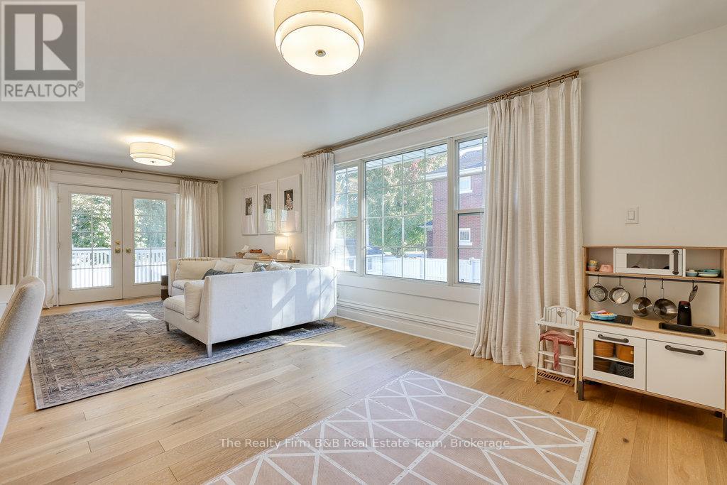 174 Light Street, Woodstock, Ontario  N4S 6H4 - Photo 25 - X12472133