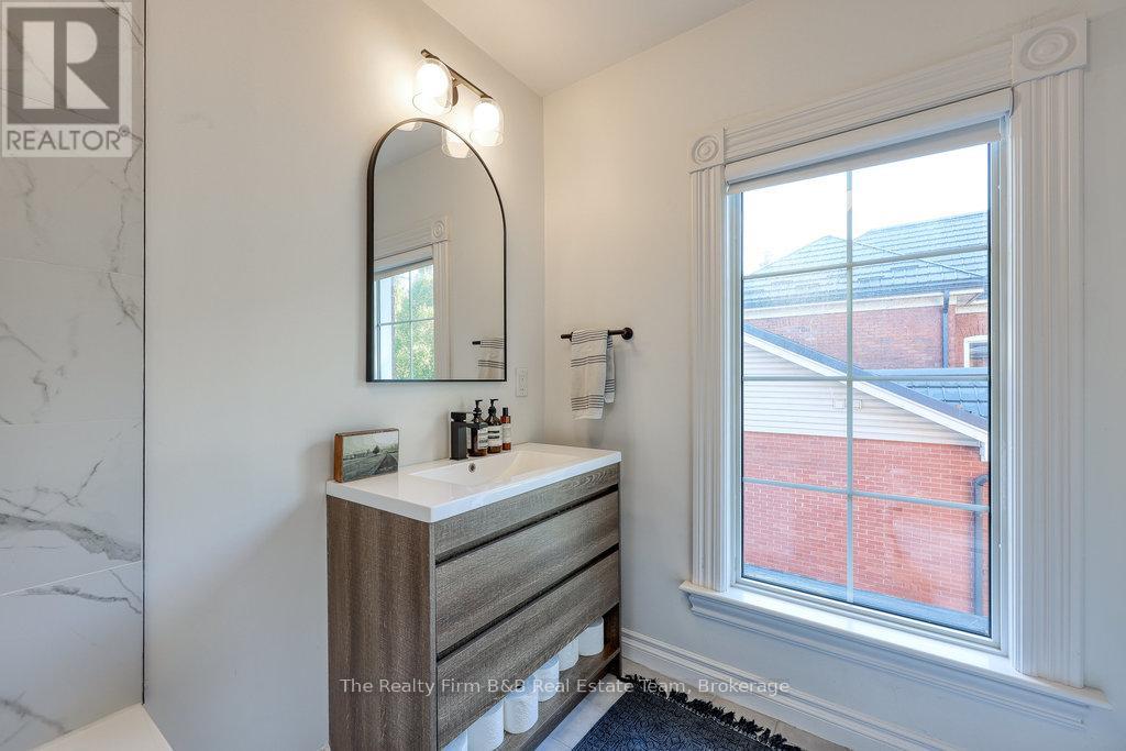 174 Light Street, Woodstock, Ontario  N4S 6H4 - Photo 40 - X12472133