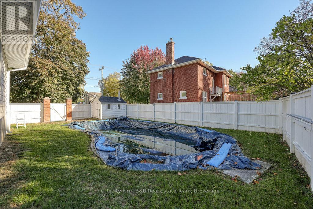 174 Light Street, Woodstock, Ontario  N4S 6H4 - Photo 46 - X12472133