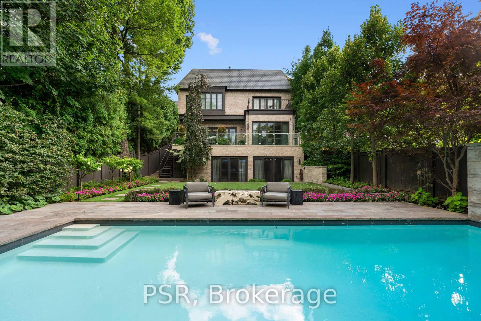 221 Dunvegan Road, Toronto, Ontario  M5P 2P3 - Photo 22 - C12698606