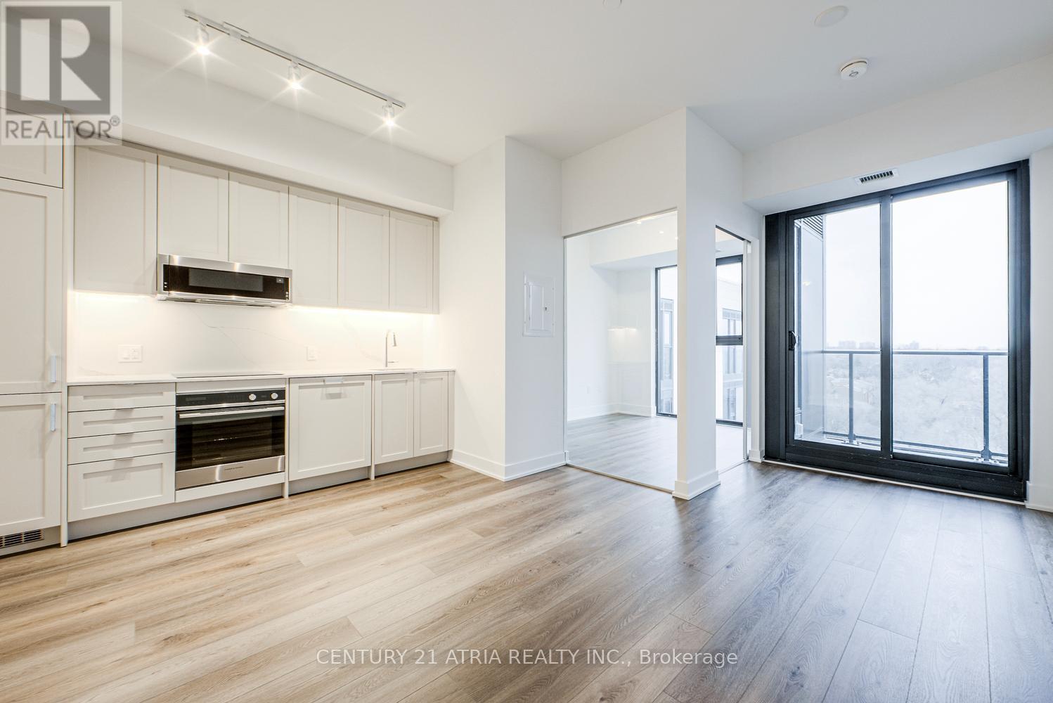 902 - 250 Lawrence Avenue, Toronto, Ontario  M5M 1B2 - Photo 4 - C12698614