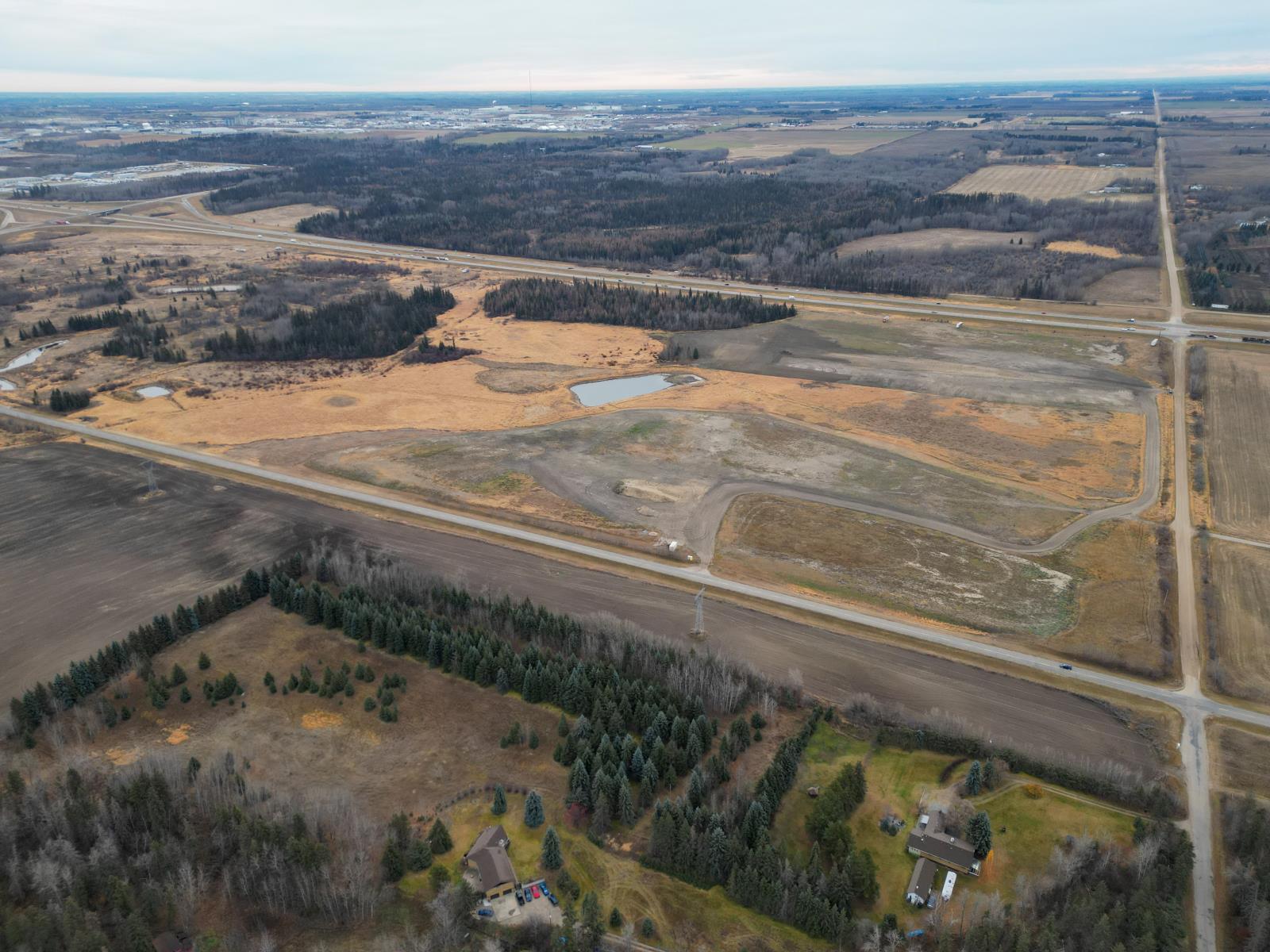 Yellowhead Trail, Parkland County, Alberta  T7X 6M6 - Photo 6 - 43879653