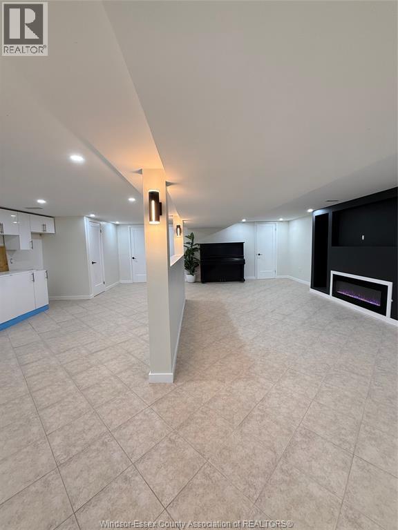 2449 Alexandra Avenue, Windsor, Ontario  N9E 2J4 - Photo 8 - 26000527