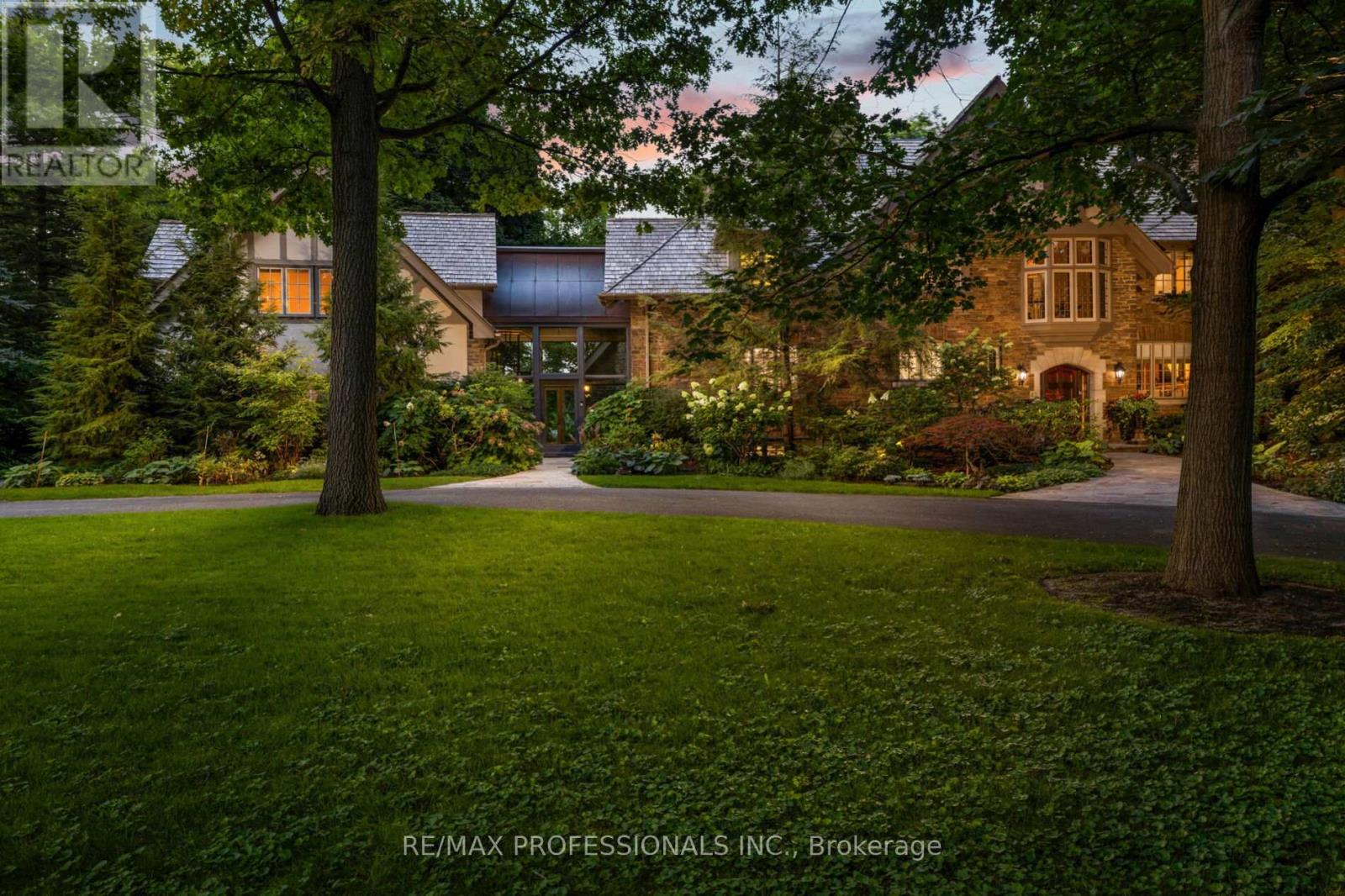 43 THE KINGSWAY, Toronto, Ontario