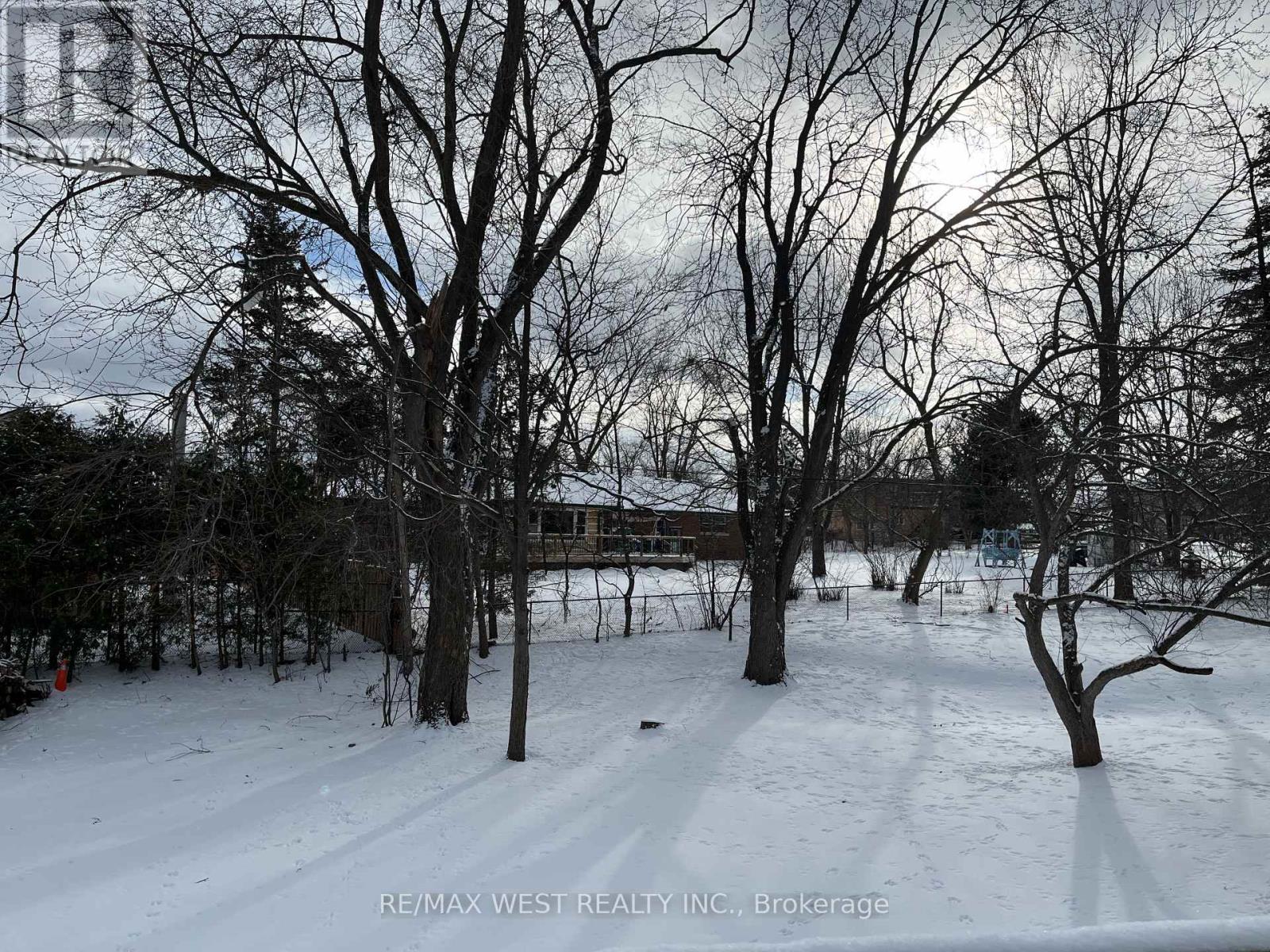 25 Norman Avenue, King (Nobleton), Ontario  L0G 1N0 - Photo 9 - N12698564