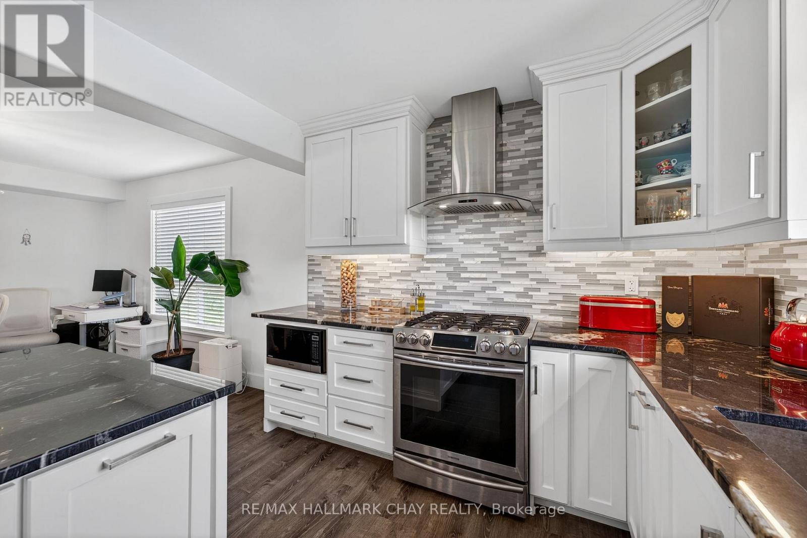 3159 Bass Lake Side Road E, Orillia, Ontario  L3V 6H2 - Photo 8 - S12698592