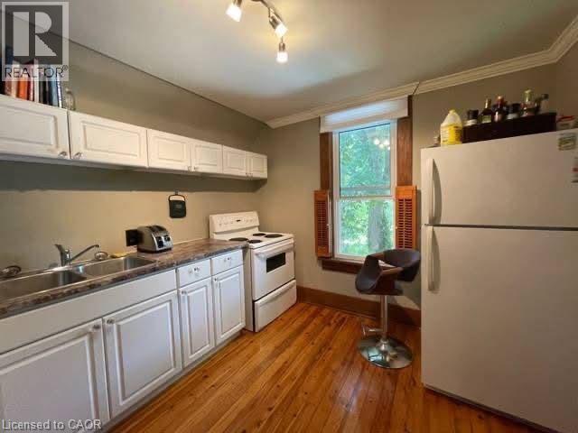 22 St Leger Street Unit# 2, Kitchener, Ontario  N2H 4L9 - Photo 5 - 40798475