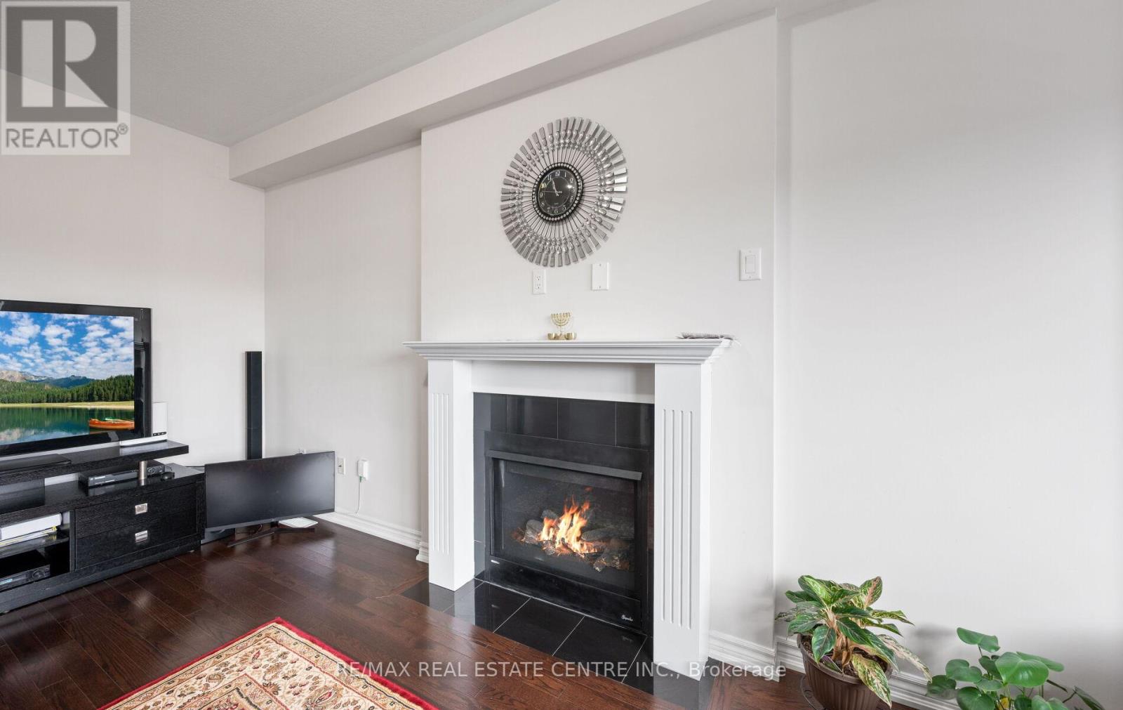 44 Hammerhead Road, Brampton, Ontario  L7A 4P9 - Photo 11 - W12698538