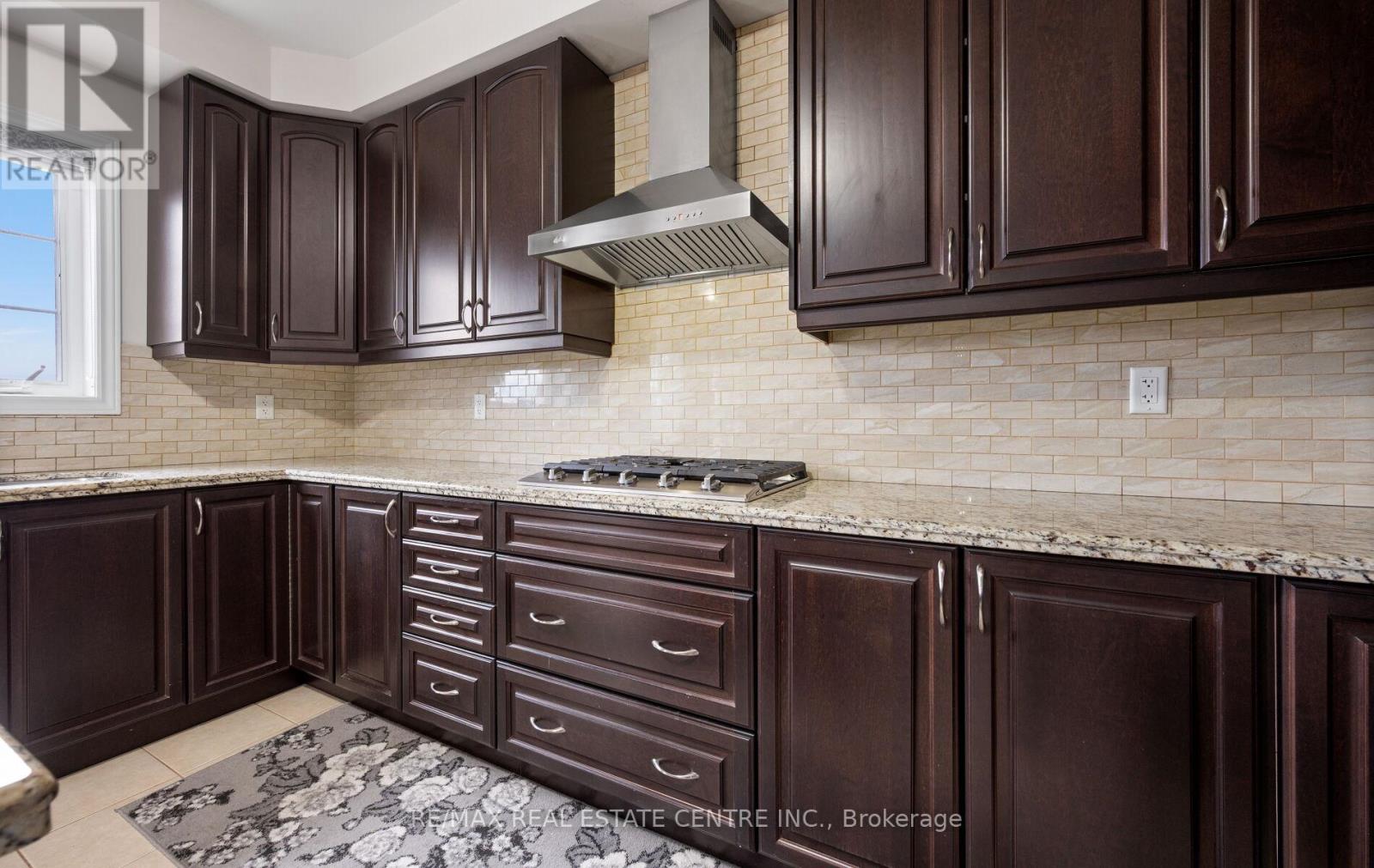 44 Hammerhead Road, Brampton, Ontario  L7A 4P9 - Photo 17 - W12698538