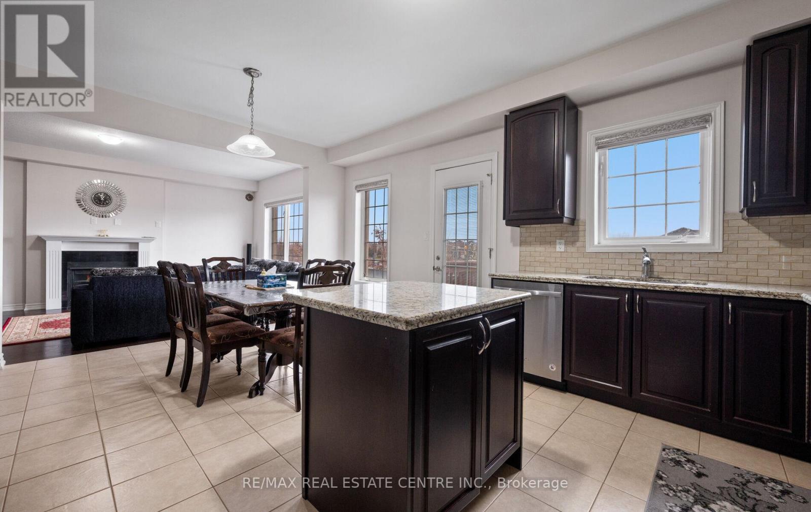 44 Hammerhead Road, Brampton, Ontario  L7A 4P9 - Photo 19 - W12698538