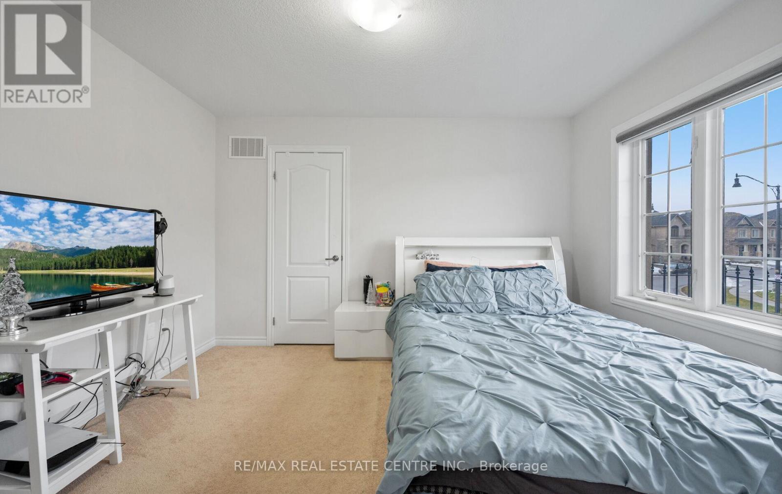 44 Hammerhead Road, Brampton, Ontario  L7A 4P9 - Photo 30 - W12698538