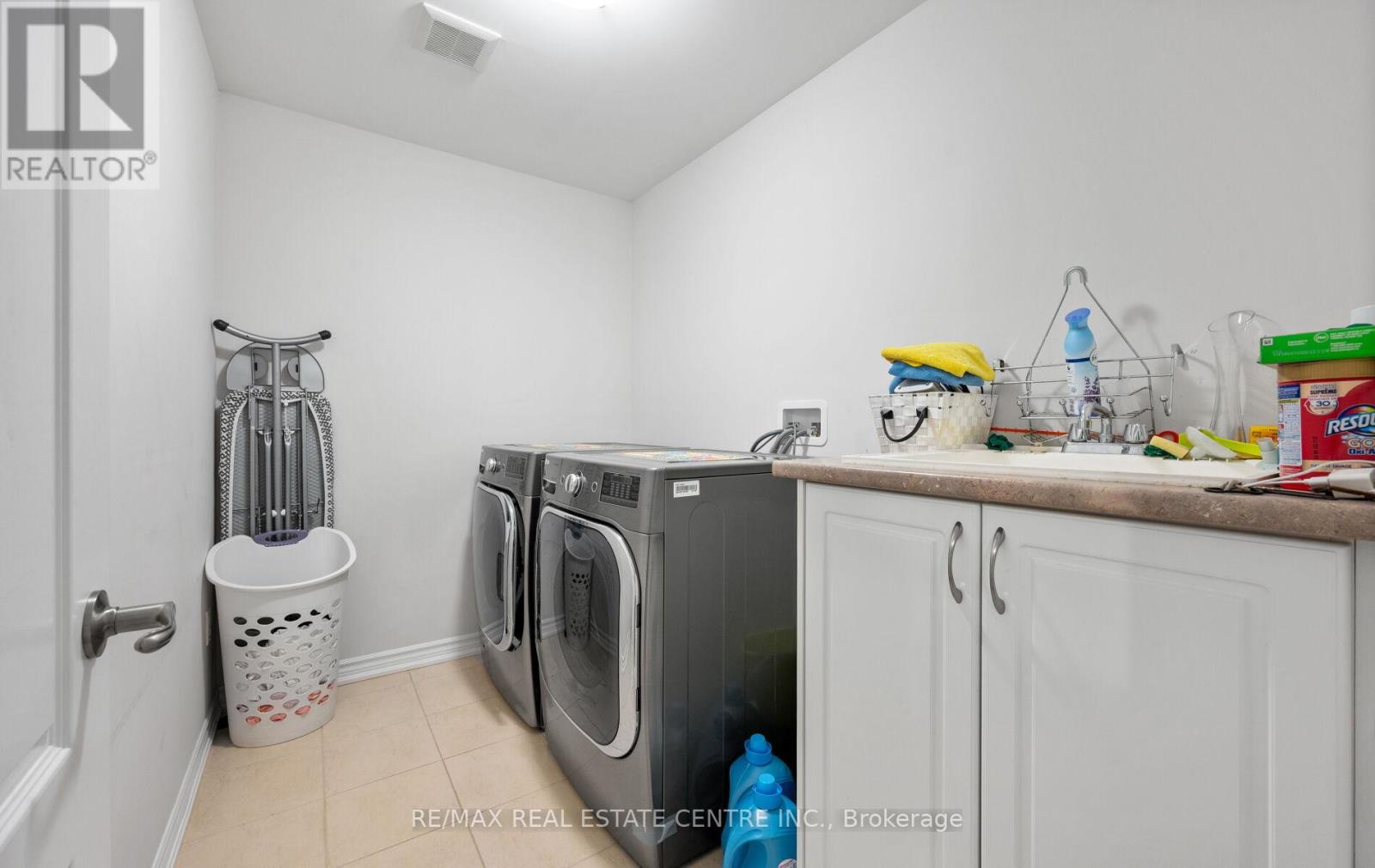 44 Hammerhead Road, Brampton, Ontario  L7A 4P9 - Photo 32 - W12698538