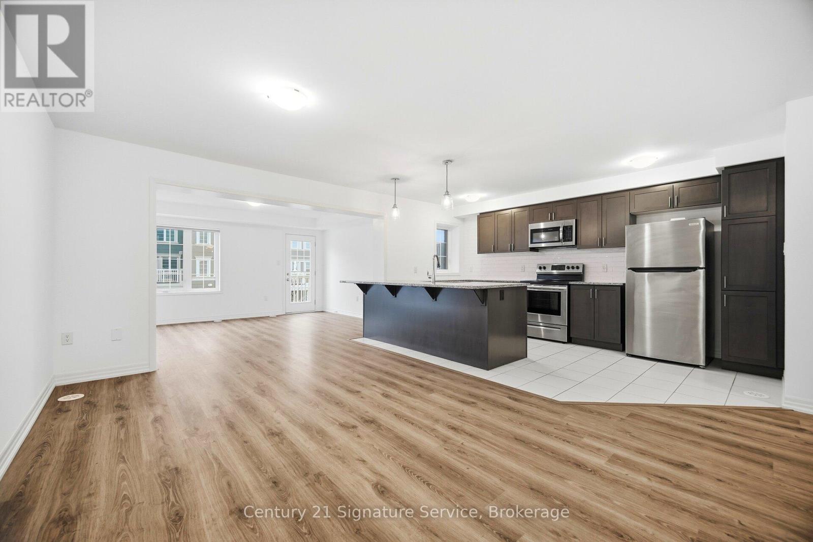 142 Christopher Road, Oakville, Ontario  L6H 0Y2 - Photo 10 - W12698542