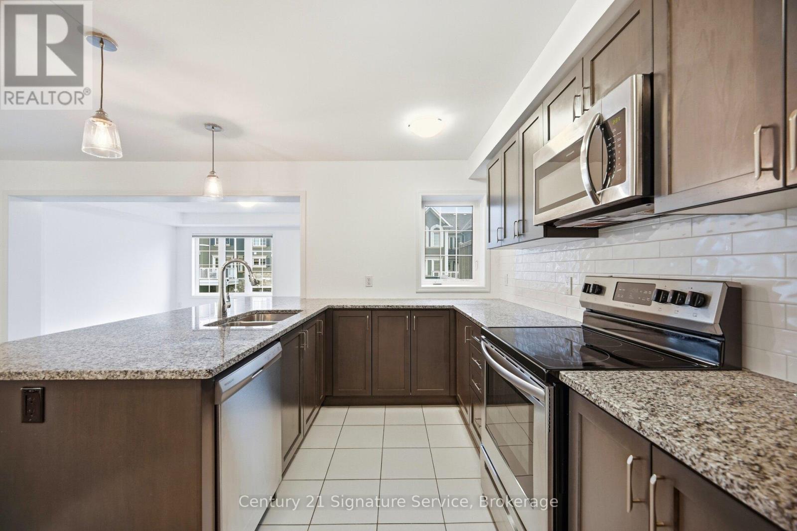 142 Christopher Road, Oakville, Ontario  L6H 0Y2 - Photo 18 - W12698542