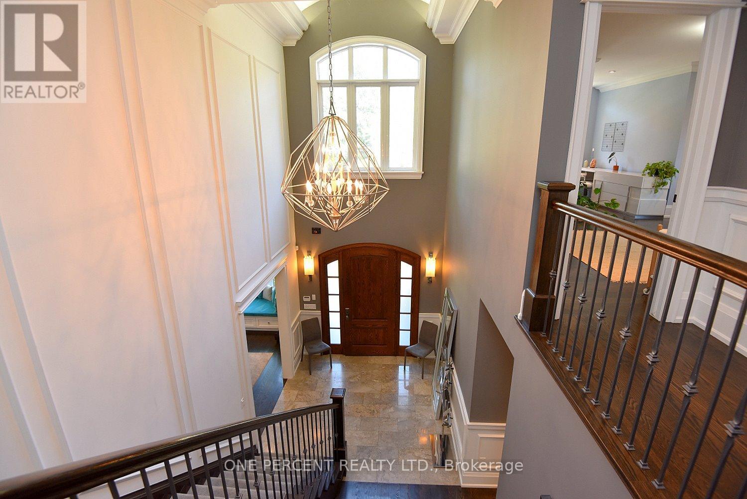 4180 Lakeshore Road, Burlington, Ontario  L7L 1A4 - Photo 3 - W12698560