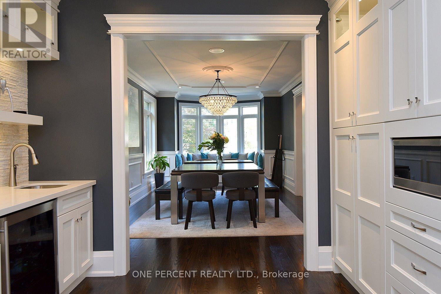 4180 Lakeshore Road, Burlington, Ontario  L7L 1A4 - Photo 6 - W12698560