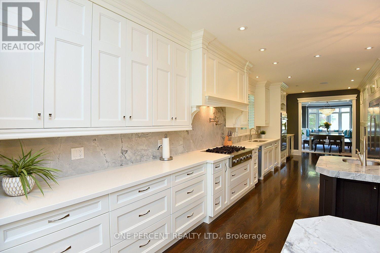 4180 Lakeshore Road, Burlington, Ontario  L7L 1A4 - Photo 7 - W12698560