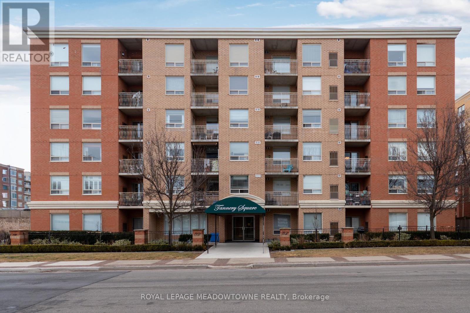 404 - 32 TANNERY STREET, Mississauga, Ontario