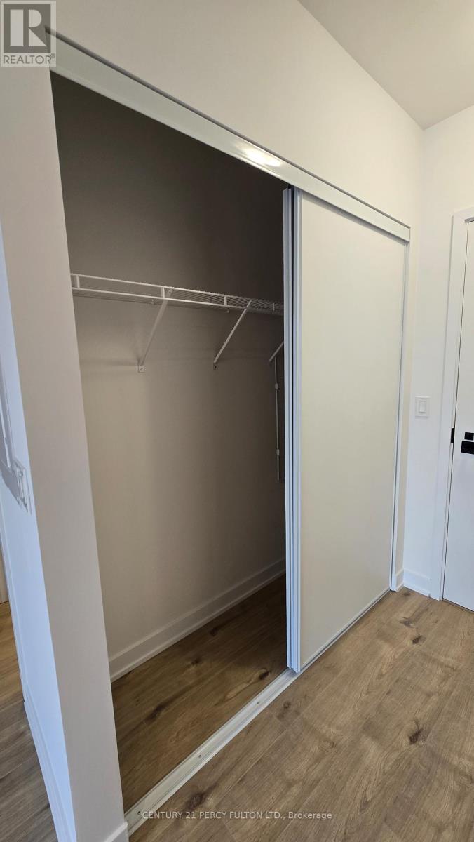 209 - 500 Plains Road E, Burlington, Ontario  L7T 0C8 - Photo 17 - W12698620