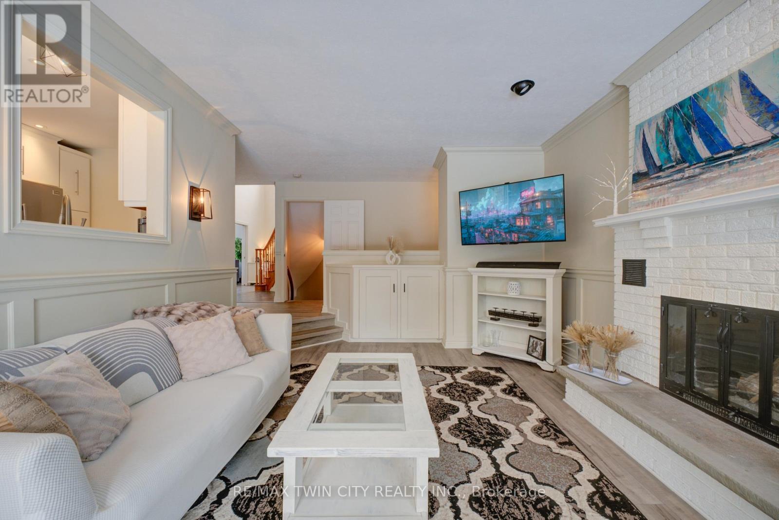 9 Scarfe Gardens, Brantford, Ontario  N3T 6B2 - Photo 17 - X12698596