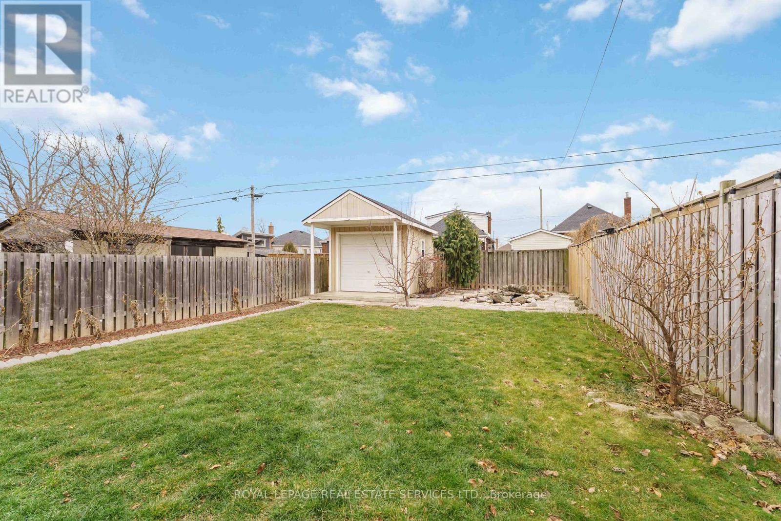 136 Ivon Avenue, Hamilton, Ontario  L8H 5S8 - Photo 25 - X12698604