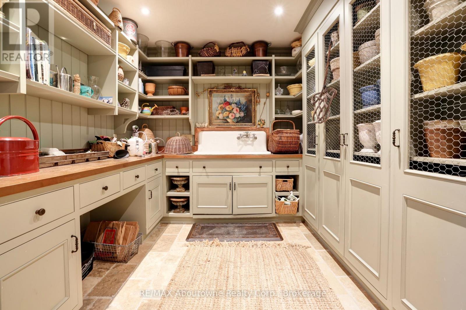 350 King Street, Oakville, Ontario  L6J 1C2 - Photo 42 - W12698652