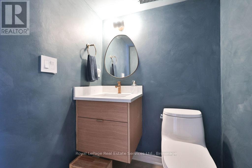 482 Anthony Drive, Oakville, Ontario  L6J 2K5 - Photo 14 - W12698684