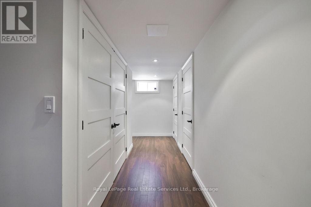 482 Anthony Drive, Oakville, Ontario  L6J 2K5 - Photo 33 - W12698684