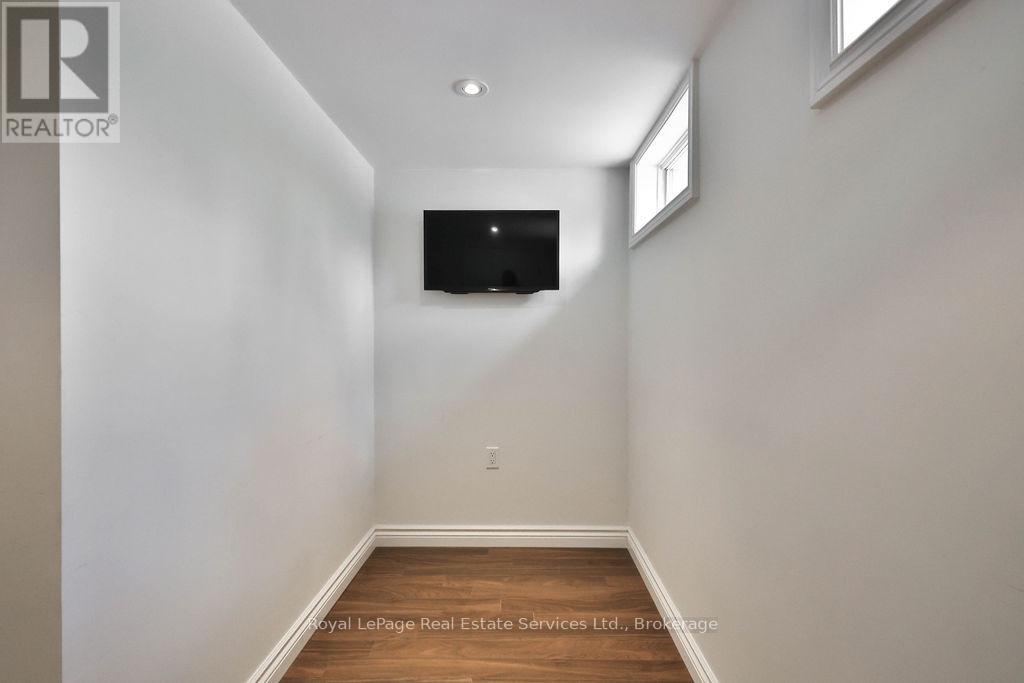 482 Anthony Drive, Oakville, Ontario  L6J 2K5 - Photo 34 - W12698684