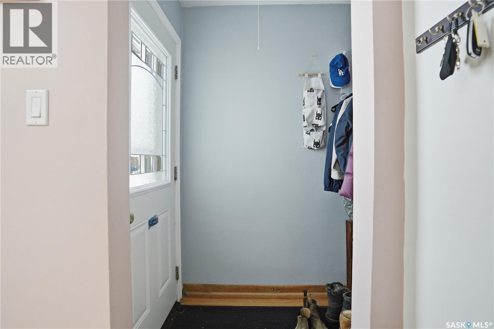 414 P Avenue N, Saskatoon, Saskatchewan  S7L 2V9 - Photo 2 - SK026771